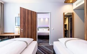 Premier Inn Dresden City Centre